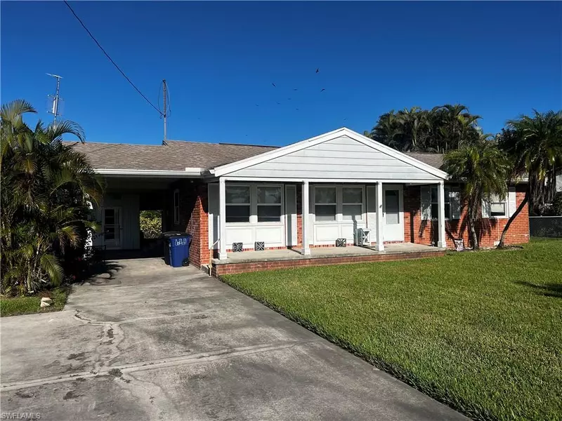 428 Grenier DR, North Fort Myers, FL 33903