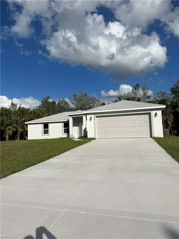 506 Sheldon AVE, Lehigh Acres, FL 33936