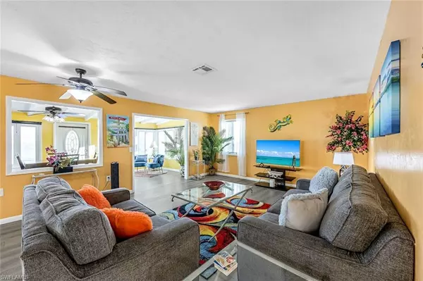 Fort Myers Beach, FL 33931,130 Palermo CIR