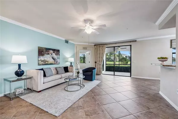 Naples, FL 34114,3165 Aviamar CIR #102