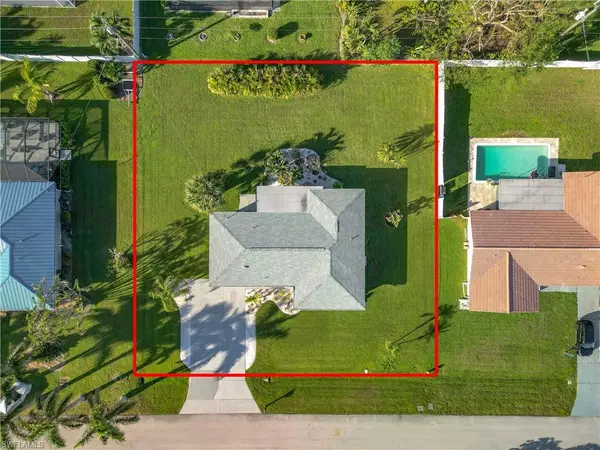 Cape Coral, FL 33904,5236 Elm CT