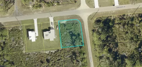 677 Windermere DR, Lehigh Acres, FL 33972