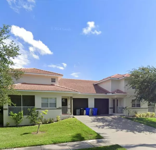 1605 Blue Point AVE, Naples, FL 34102