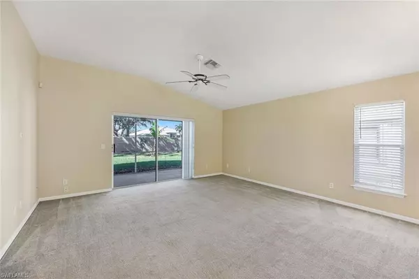 Fort Myers, FL 33967,9261 Middle Oak DR