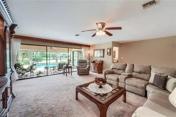 Naples, FL 34113,250 Torrey Pines PT