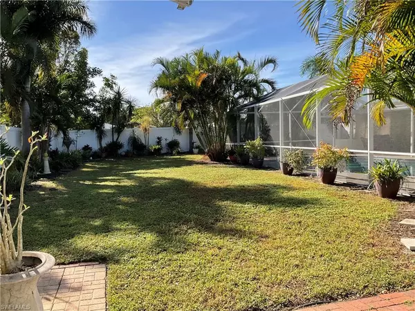 North Fort Myers, FL 33903,4636 Forest Glen DR