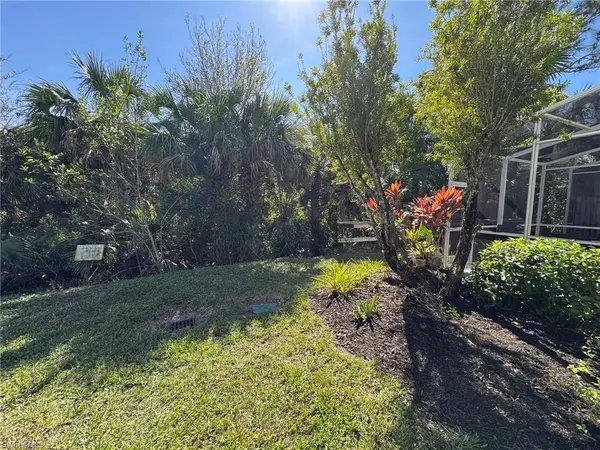 Naples, FL 34110,15671 Marcello CIR #124