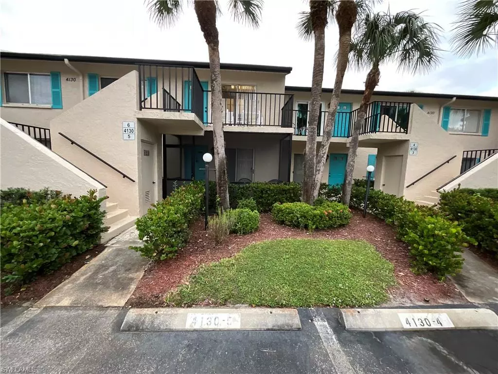 Naples, FL 34112,4130 Looking Glass LN #3806