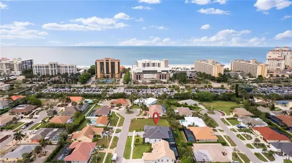 Marco Island, FL 34145,930 Sycamore CT