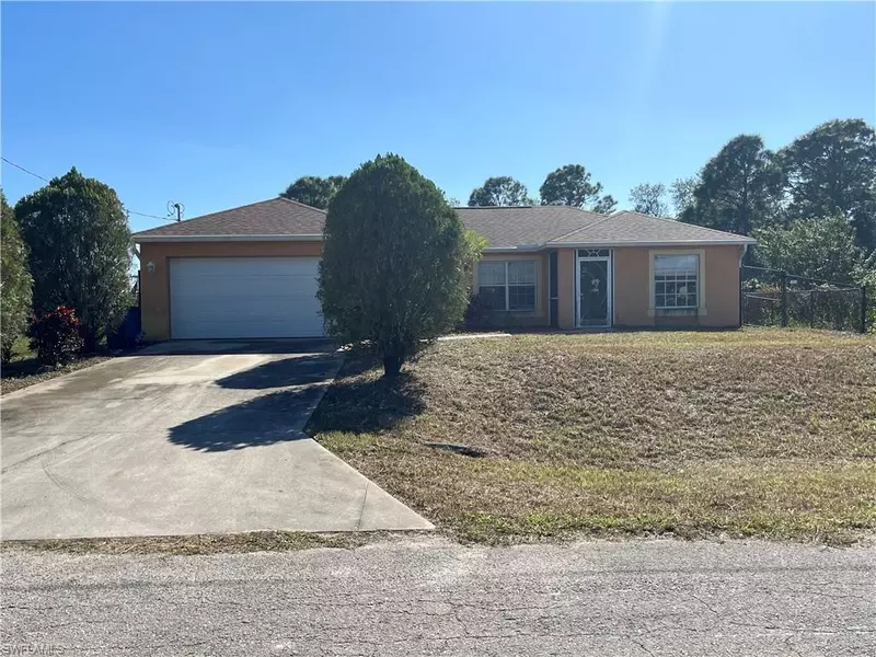 3315 21st ST SW, Lehigh Acres, FL 33976