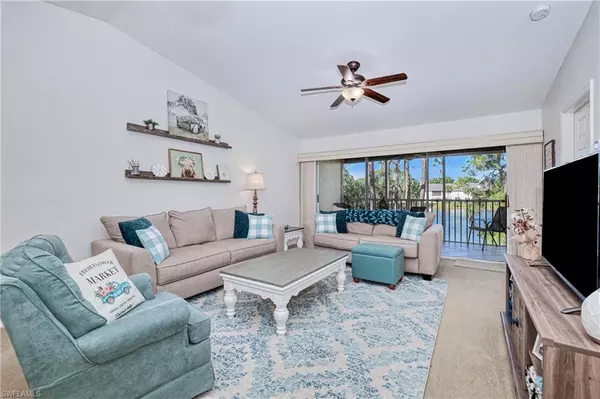 1140 Sarah Jean CIR #C-205, Naples, FL 34110