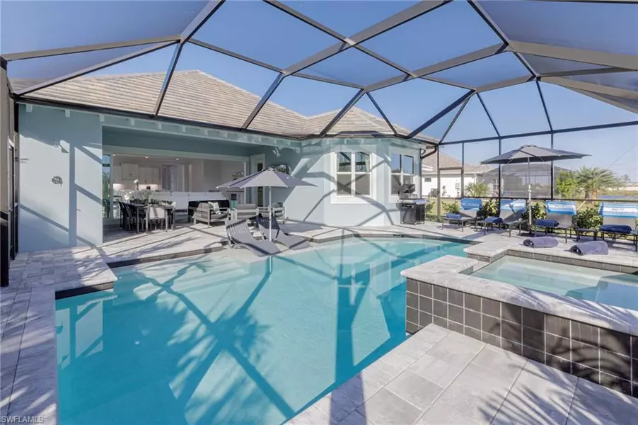 8982 Gustavia CT, Naples, FL 34113