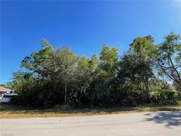 Lehigh Acres, FL 33974,511 Walter Gifford AVE