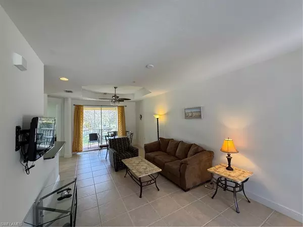 Naples, FL 34110,1380 Sweetwater CV #202