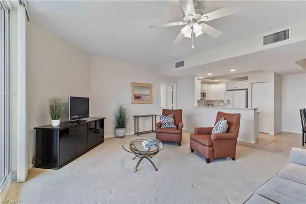 Naples, FL 34110,1001 Arbor Lake DR #1406