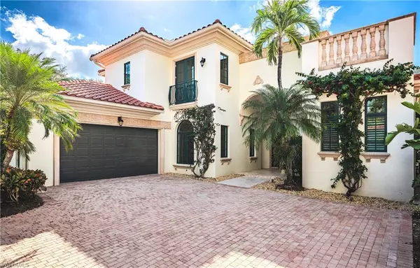 Naples, FL 34105,2642 TRILLIUM WAY