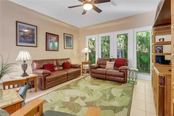 Naples, FL 34104,1309 Briarwood CT