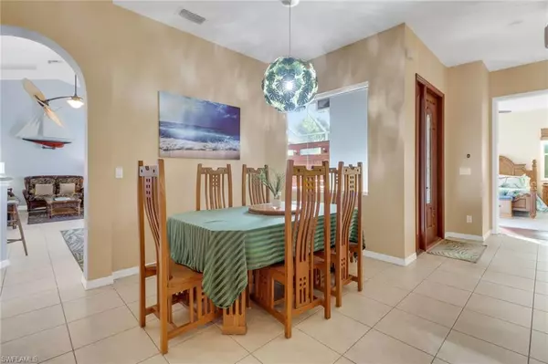 Naples, FL 34104,1309 Briarwood CT