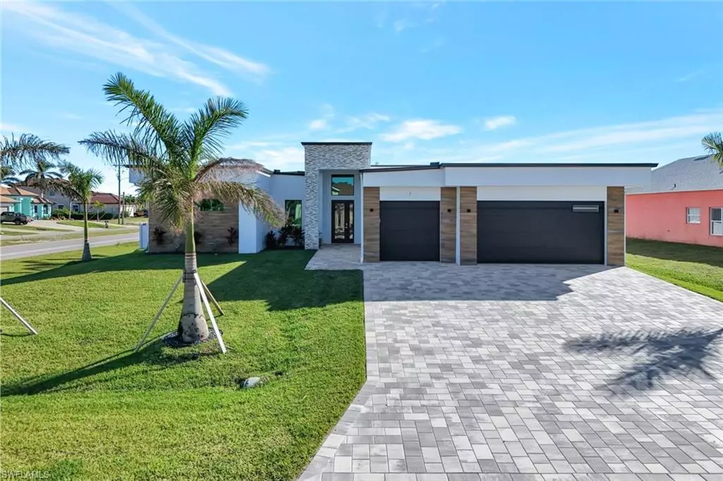 Cape Coral, FL 33991,1 SW 33rd PL