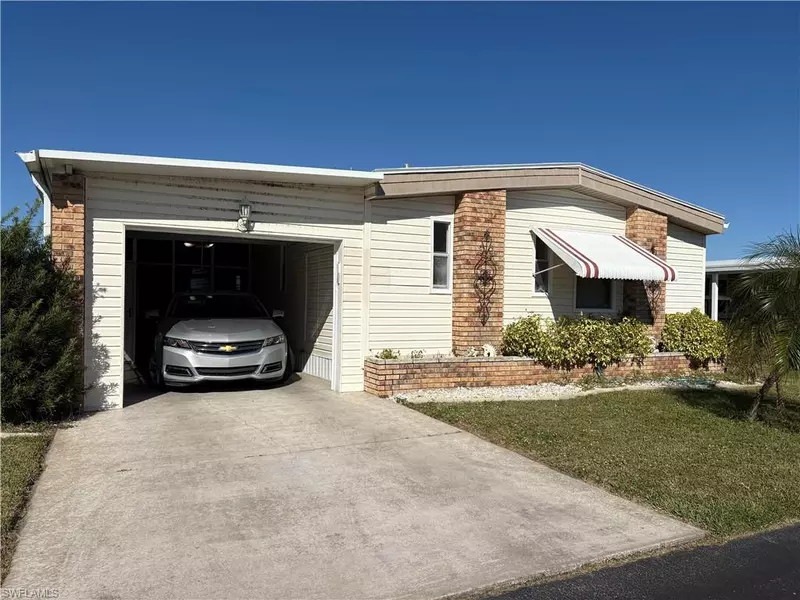 3111 Indian Village LN, North Fort Myers, FL 33917