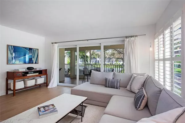 Naples, FL 34108,6351 Pelican Bay BLVD #S-17