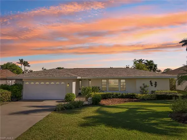 5219 Seminole CT, Cape Coral, FL 33904