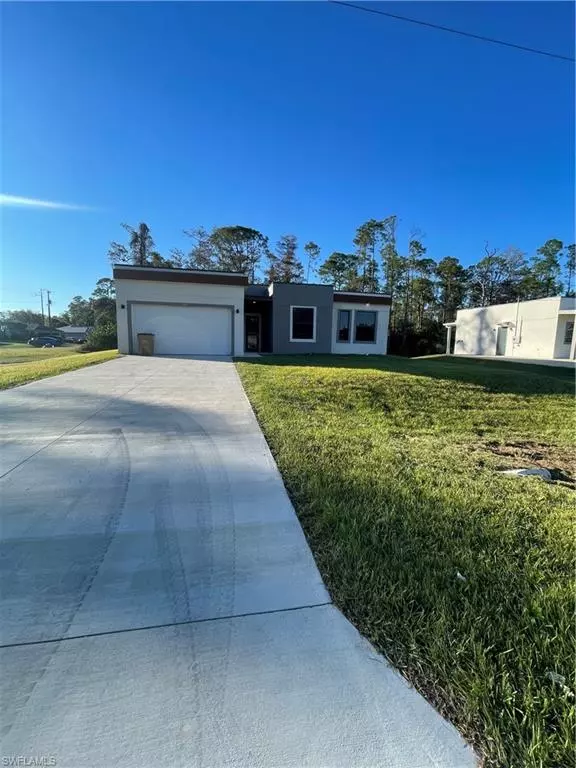 Lehigh Acres, FL 33972,1924 Marlay AVE