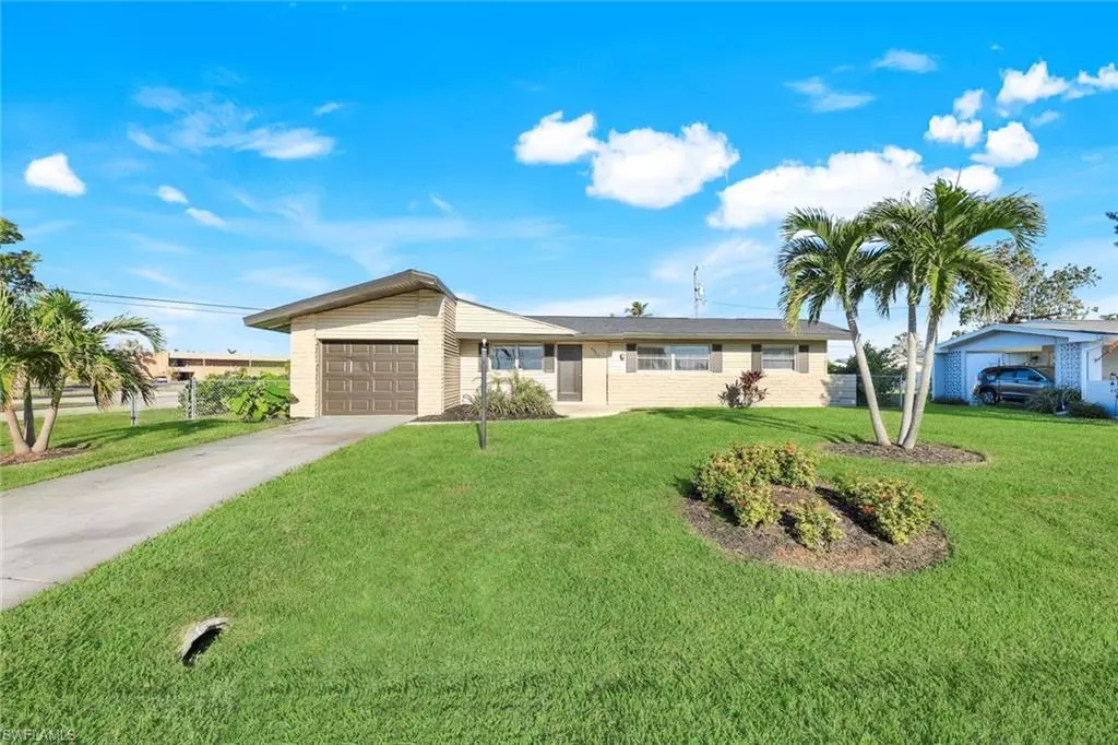 Cape Coral, FL 33904,4903 Edith Esplanade