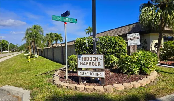 5683 Harbour Club RD, Fort Myers, FL 33919