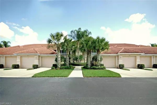 2790 Cypress Trace CIR #2221, Naples, FL 34119