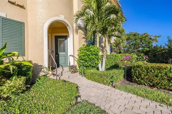 Naples, FL 34112,2431 Breakwater WAY #102