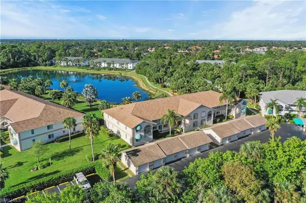 249 Gabriel CIR #12, Naples, FL 34104