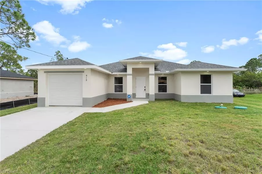 919 Hepburn AVE, Lehigh Acres, FL 33974