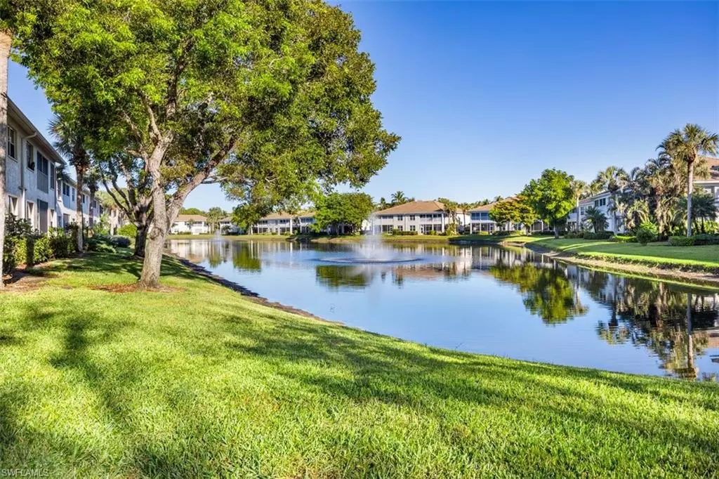 Naples, FL 34110,784 Carrick Bend CIR #203