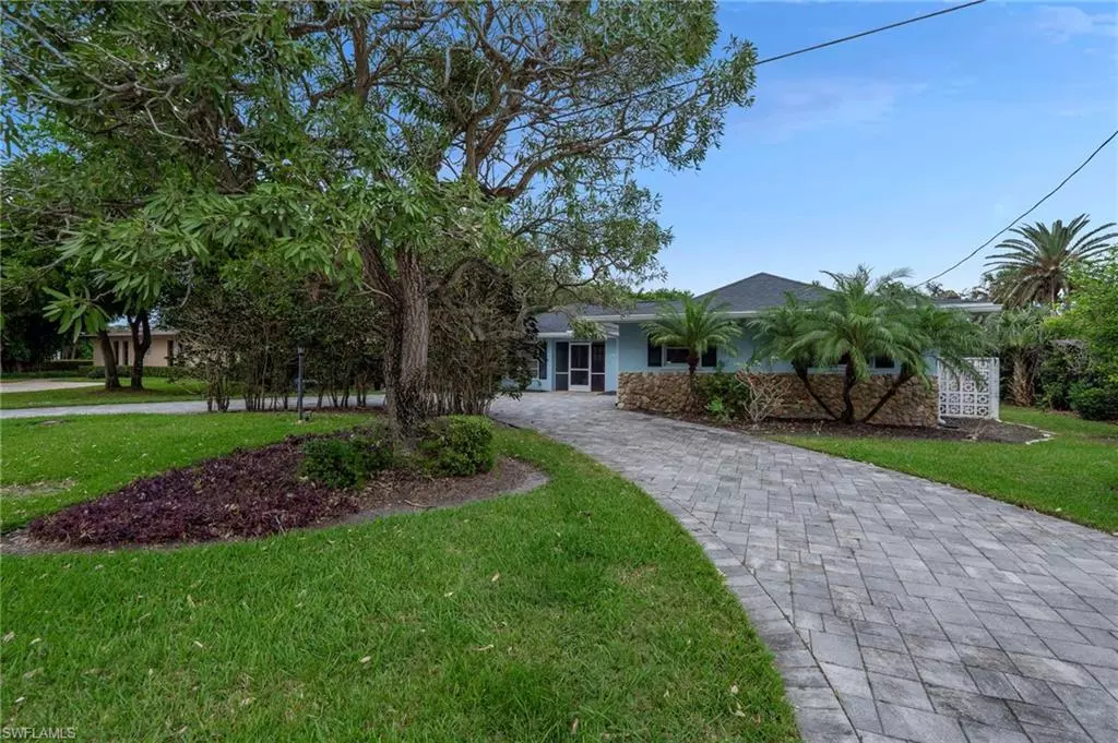 Naples, FL 34110,261 Viking WAY