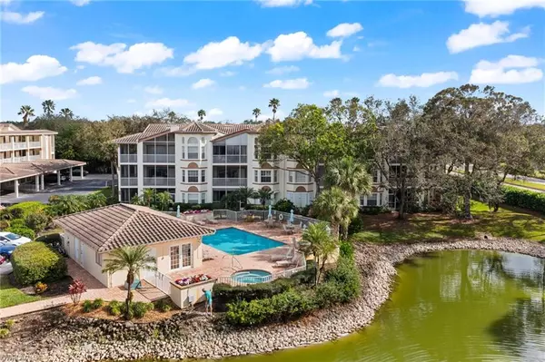 6010 Chardonnay LN #303, Naples, FL 34119