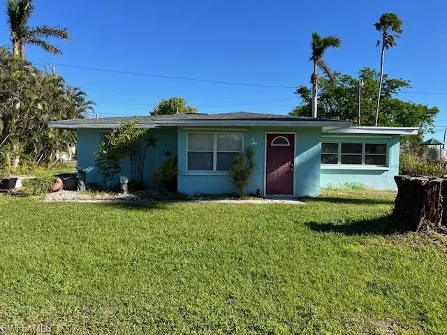 Bokeelia, FL 33922,5428 Avenue C