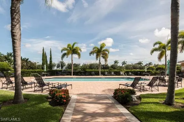 Naples, FL 34112,1810 Florida Club CIR #1111