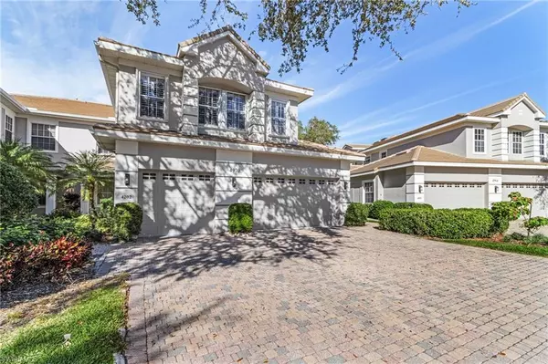 Naples, FL 34105,4970 Westchester CT #4204