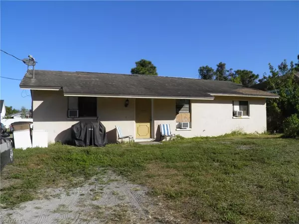 Lehigh Acres, FL 33971,4320 6th ST W