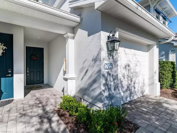 Naples, FL 34112,6954 Avalon CIR #702