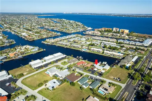 4115 SE 18th PL #102,  Cape Coral,  FL 33904