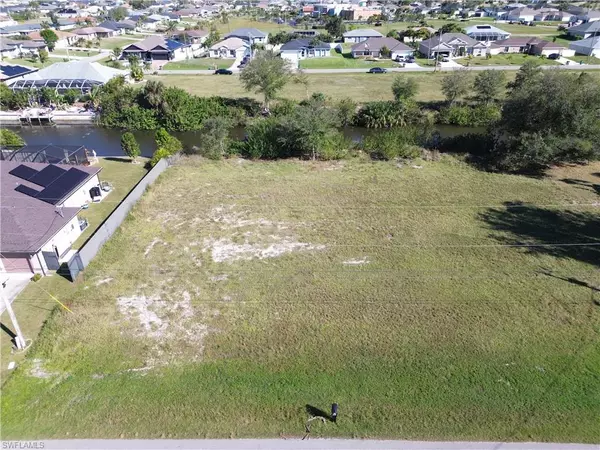 Cape Coral, FL 33991,211 SW 14th AVE