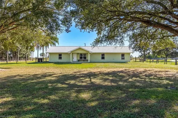 Clewiston, FL 33440,340 & 344 Pine LN