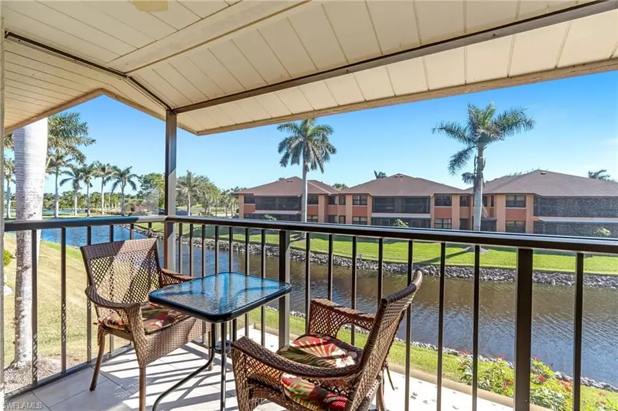 1502 Mainsail DR #8, Naples, FL 34114