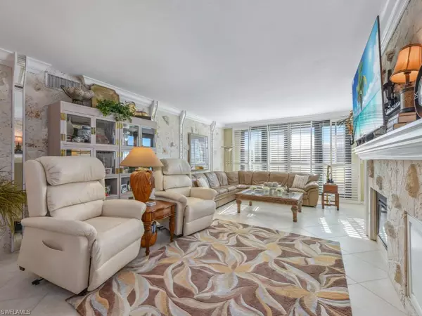 Marco Island, FL 34145,174 S Collier BLVD #PH-D