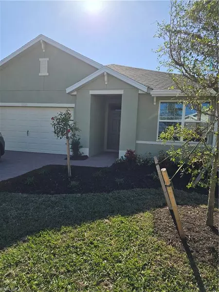 20265 Camino Torcido LOOP, North Fort Myers, FL 33917