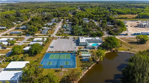 Naples, FL 34114,270 Pine Key LN #204