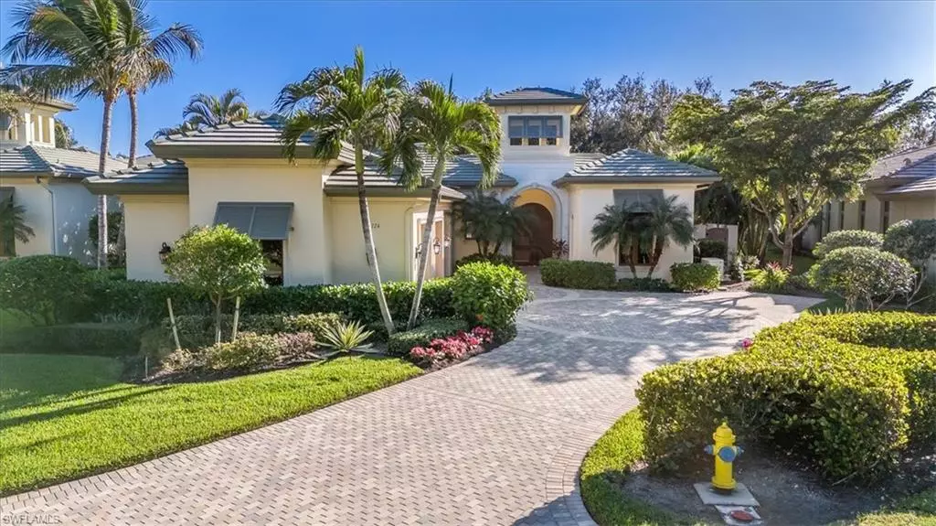 Naples, FL 34119,28724 La Caille DR