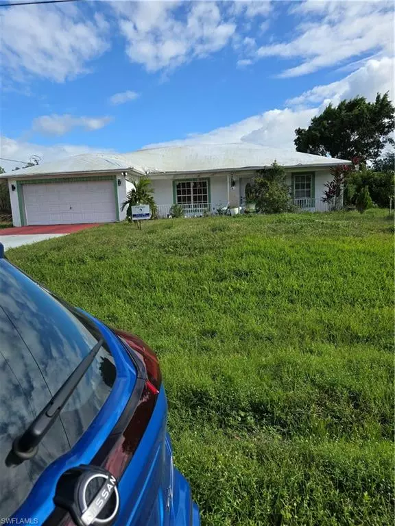 Lehigh Acres, FL 33974,360 Clairidge CIR